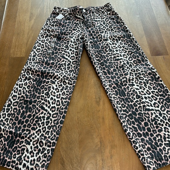 PacSun Denim - NWT PacSun Casey Low Rise Leopard Jeans